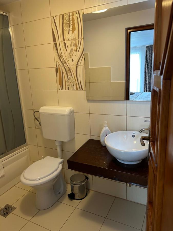 Casa Mia Hotell Moeciu De Sus Exteriör bild
