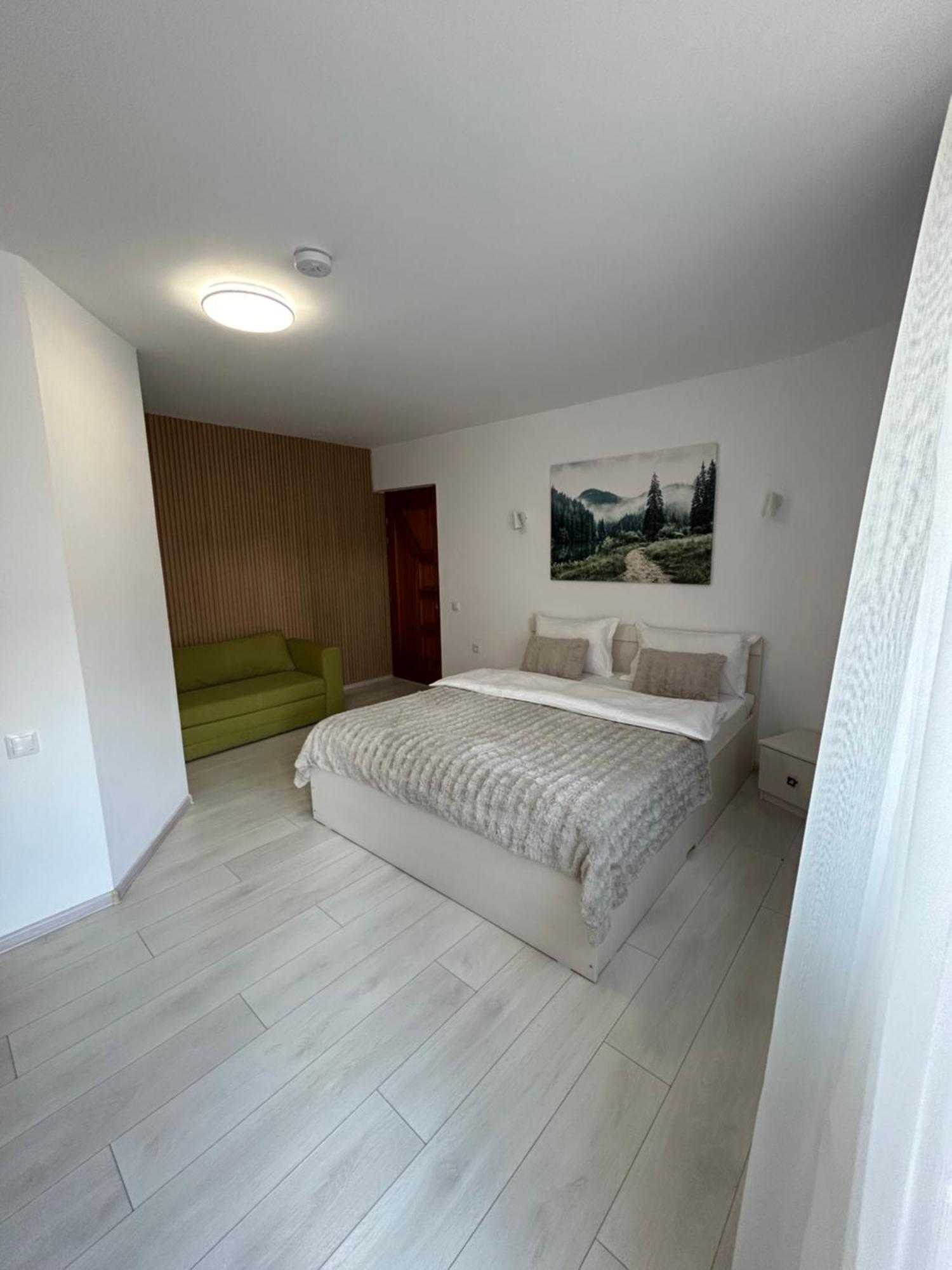Casa Mia Hotell Moeciu De Sus Exteriör bild