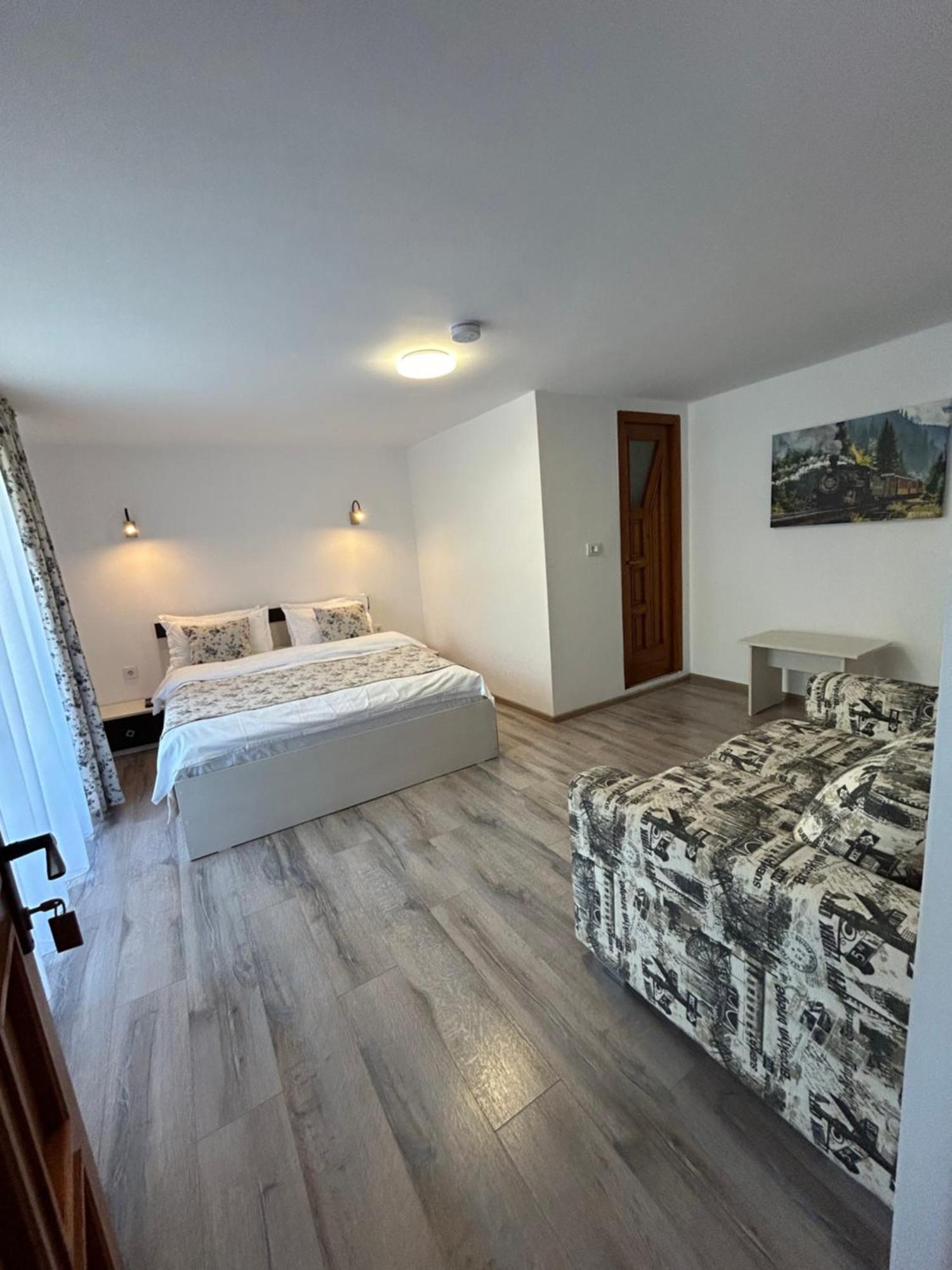 Casa Mia Hotell Moeciu De Sus Exteriör bild