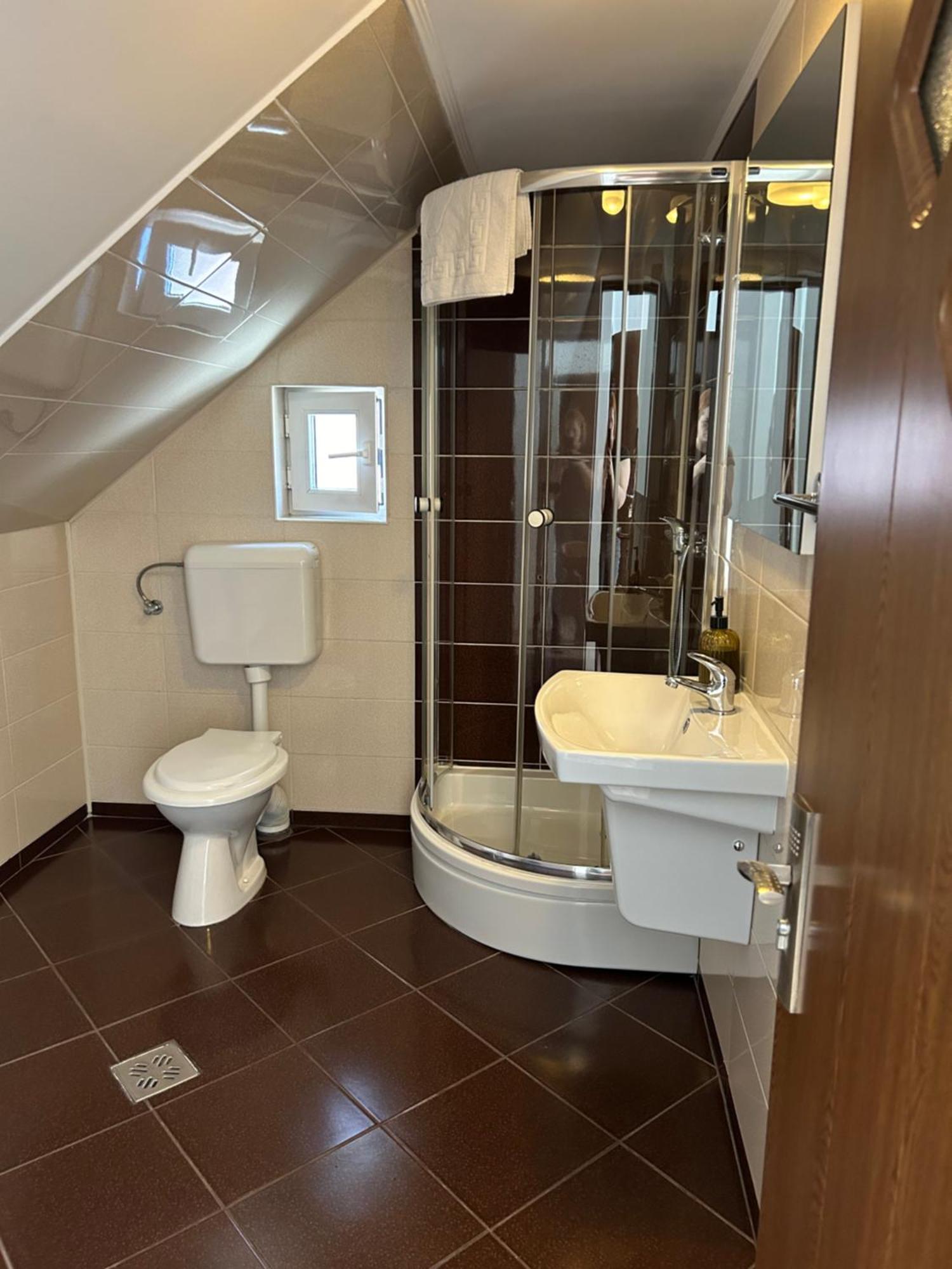 Casa Mia Hotell Moeciu De Sus Exteriör bild