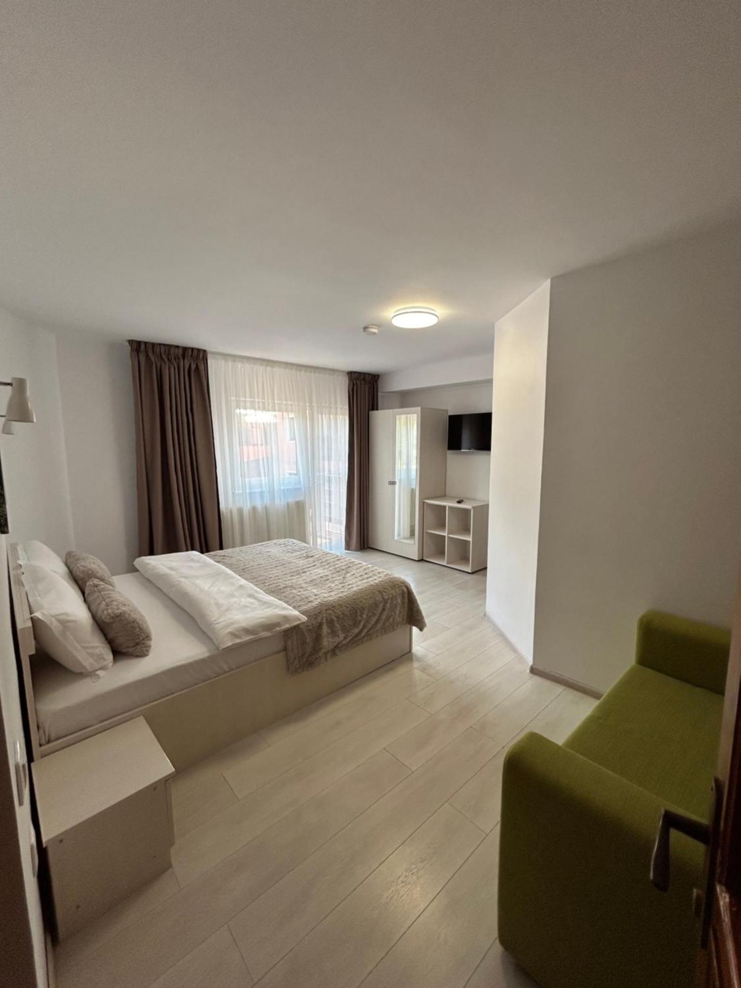 Casa Mia Hotell Moeciu De Sus Exteriör bild