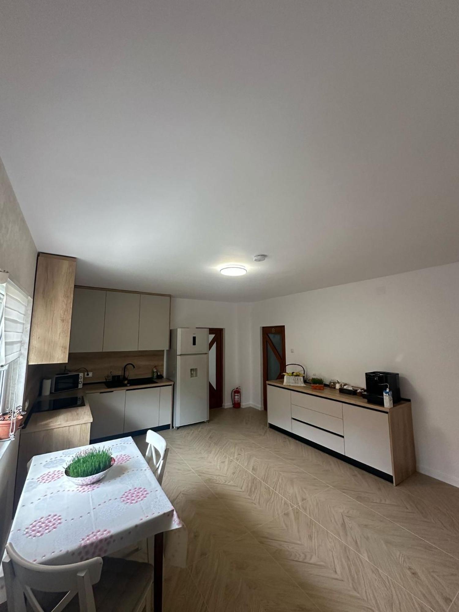 Casa Mia Hotell Moeciu De Sus Exteriör bild